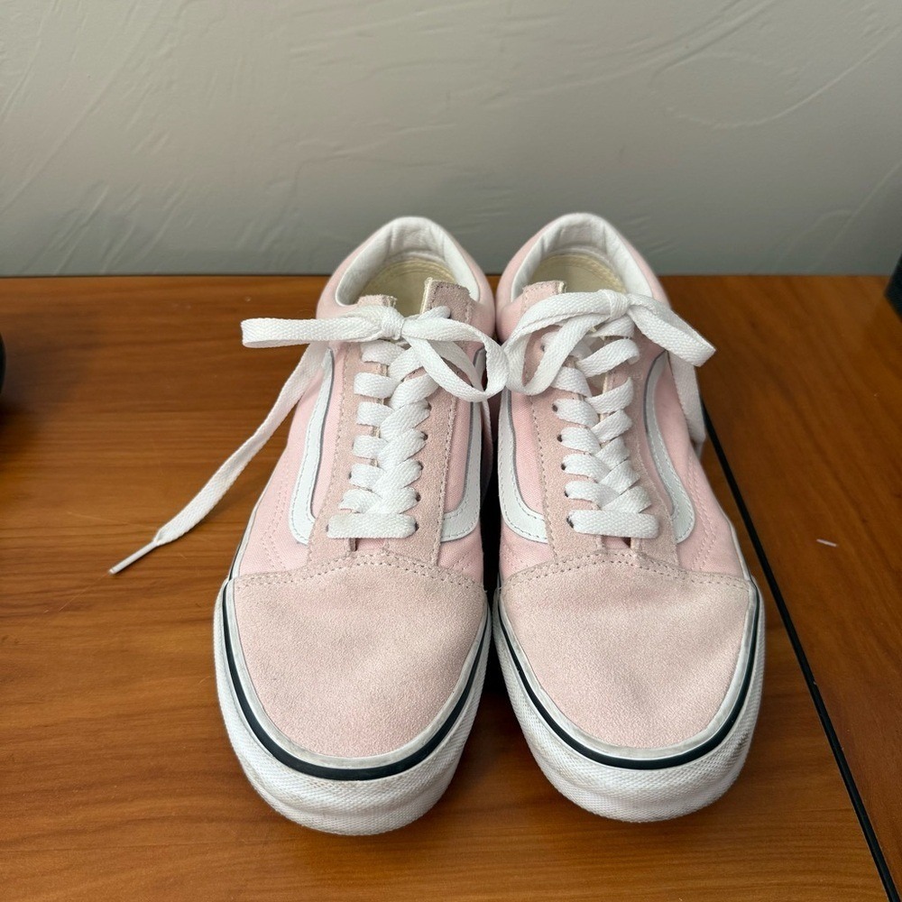 Vans Old Skool Low Top Blush Light Pink White Suede Sneaker Lace Up Skater W8 - Picture 2 of 9